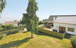3 Bedroom Amazing Home In Allinge